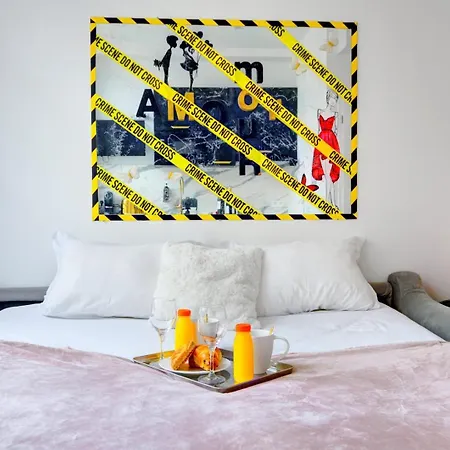 Apartment 210 Chanel - Superb In