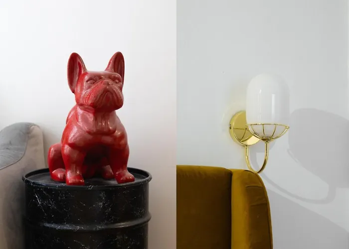 210 Chanel - Superb In Apartment