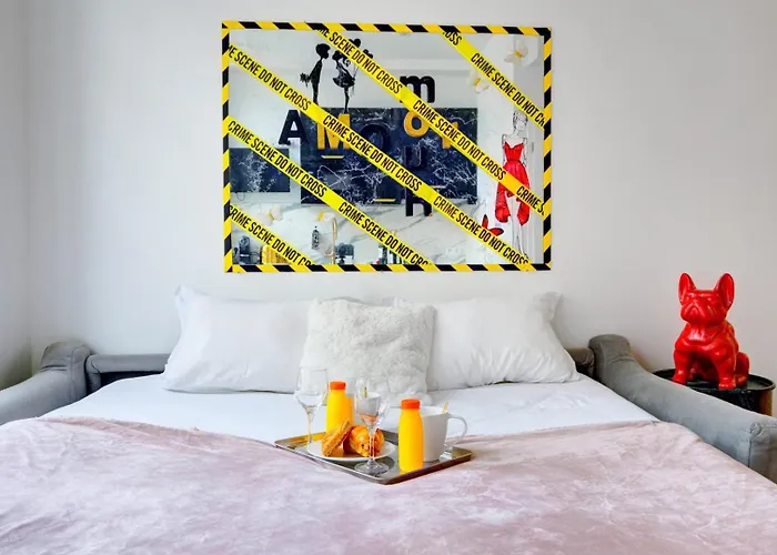 Apartment 210 Chanel - Superb In