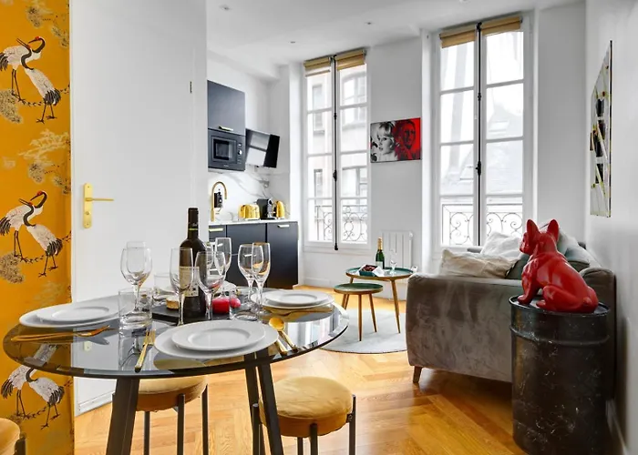 210 Chanel - Superb In Paris